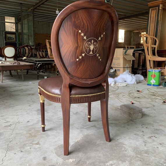 Ghế Louis King Chair Làm Bằng Gỗ Mahogany