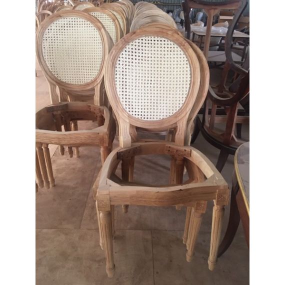 Ghế Louis XVI Lưng Tựa Đan Mây Không Tay Gỗ Cao Su LSXVI015